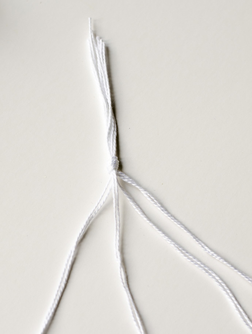 macrame-rock-necklaces-500-a_1